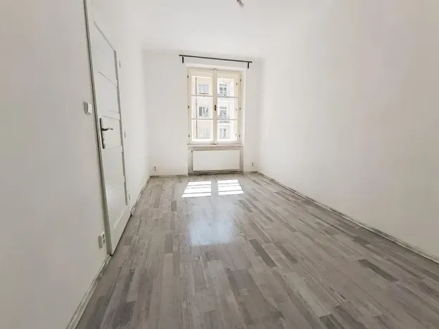Prodej bytu 2+kk, Praha - Žižkov, Žerotínova, 35 m2