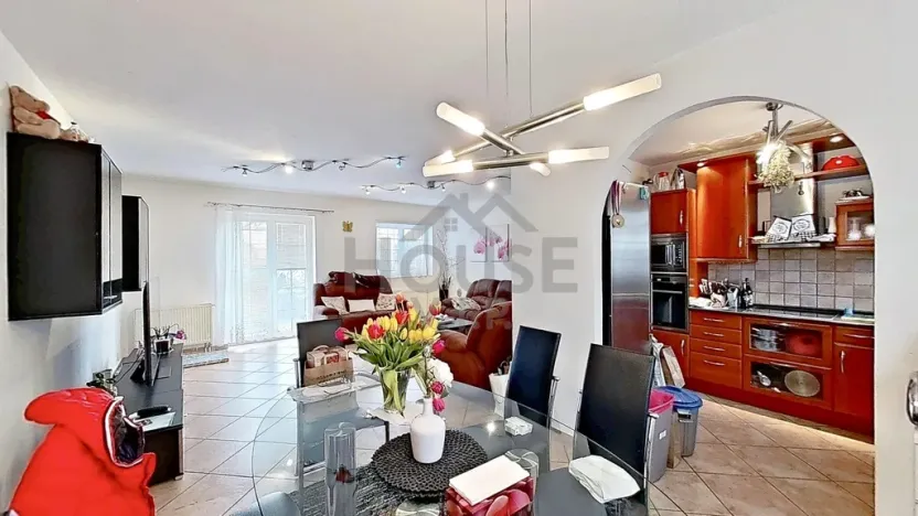 Prodej rodinného domu, Praha - Dolní Počernice, Listopadová, 320 m2