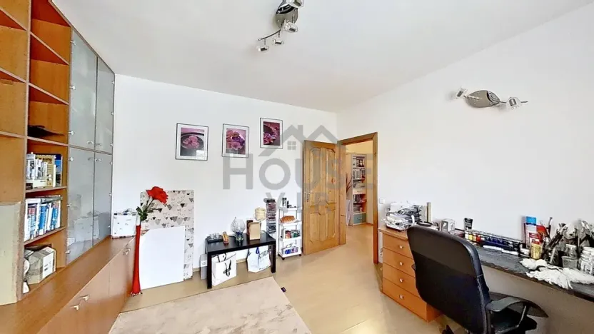 Prodej rodinného domu, Praha - Dolní Počernice, Listopadová, 320 m2