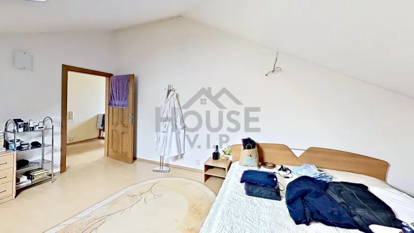 Prodej rodinného domu, Praha - Dolní Počernice, Listopadová, 320 m2