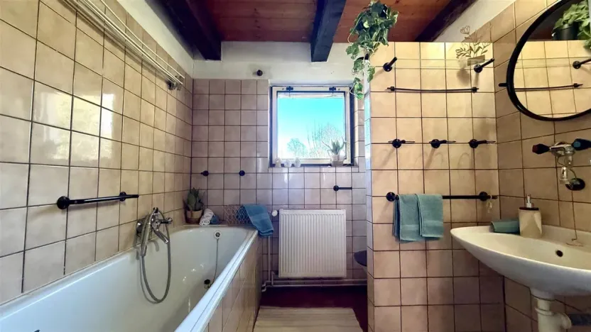 Prodej rodinného domu, Pomezí nad Ohří - Hraničná, 95 m2