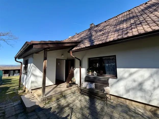Prodej rodinného domu, Pomezí nad Ohří - Hraničná, 95 m2