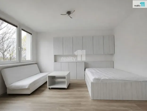 Pronájem bytu 1+1, Kolín - Kolín II, Rimavské Soboty, 29 m2