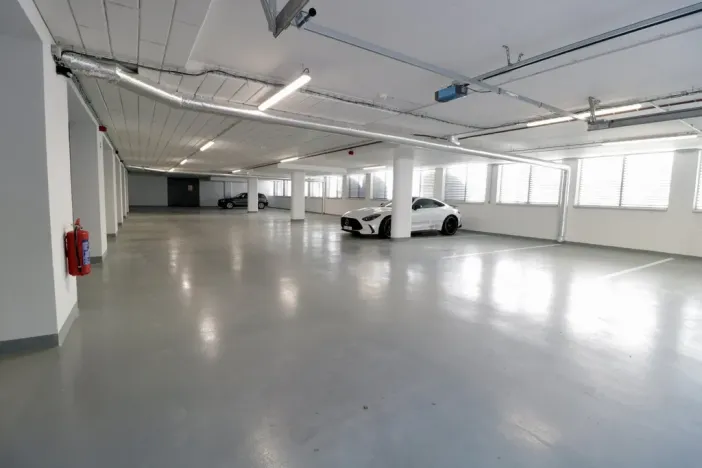Pronájem garáže, Havlíčkův Brod, Stromovka, 24 m2