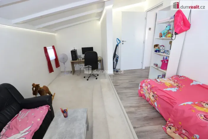 Prodej rodinného domu, Habartov, Vítězná, 330 m2