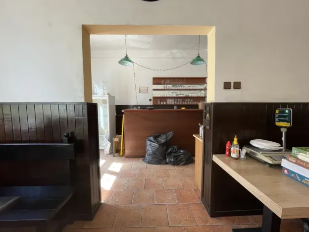 Pronájem restaurace, Praha - Košíře, Pod Kavalírkou, 130 m2
