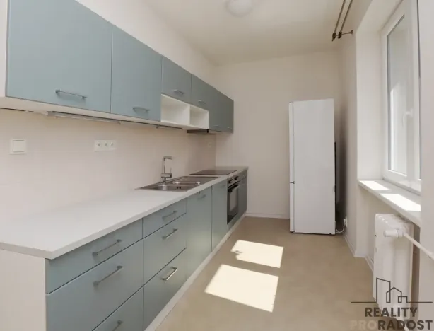 Pronájem bytu 1+kk, Praha - Žižkov, Hartigova, 36 m2