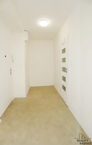 Pronájem bytu 1+kk, Praha - Žižkov, Hartigova, 36 m2