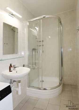 Pronájem bytu 1+kk, Praha - Žižkov, Hartigova, 36 m2