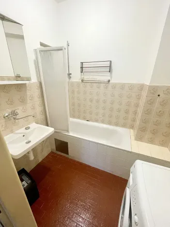 Pronájem bytu 3+1, Praha - Holešovice, Tusarova, 90 m2