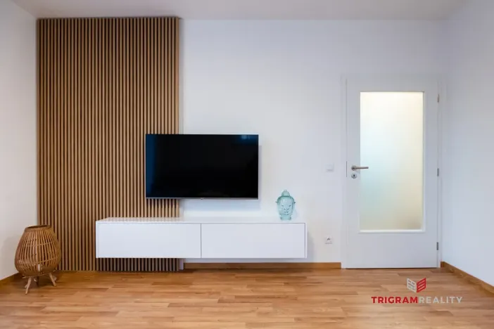 Pronájem bytu 2+kk, Hradec Králové - Nový Hradec Králové, Antonína Petrofa, 50 m2