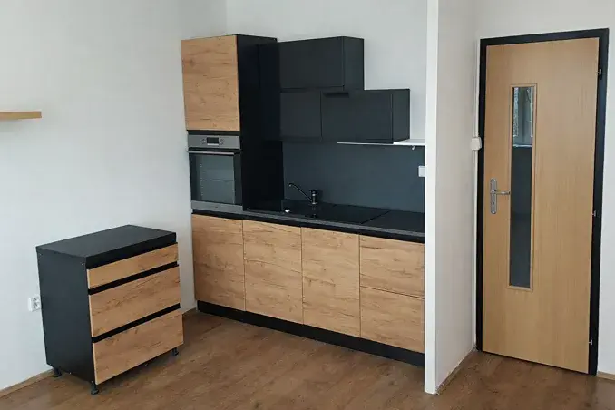 Prodej bytu 2+kk, Ústí nad Labem, Na Kohoutě, 43 m2
