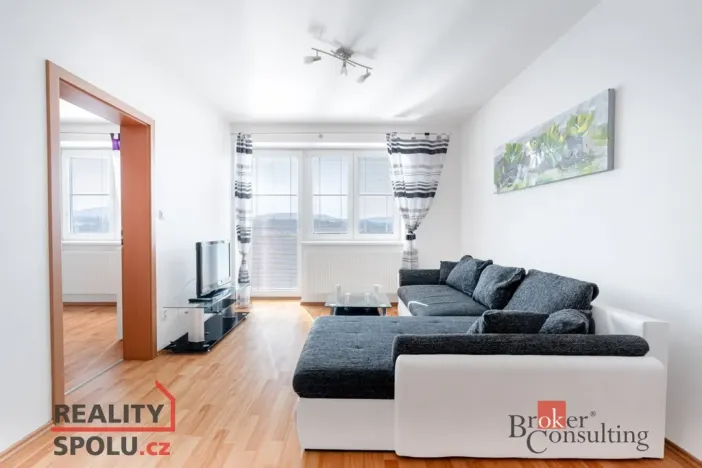 Pronájem bytu 2+kk, Liberec - Liberec VI-Rochlice, Nádvorní, 56 m2