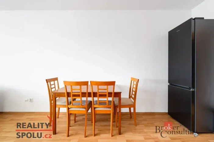 Pronájem bytu 2+kk, Liberec - Liberec VI-Rochlice, Nádvorní, 56 m2