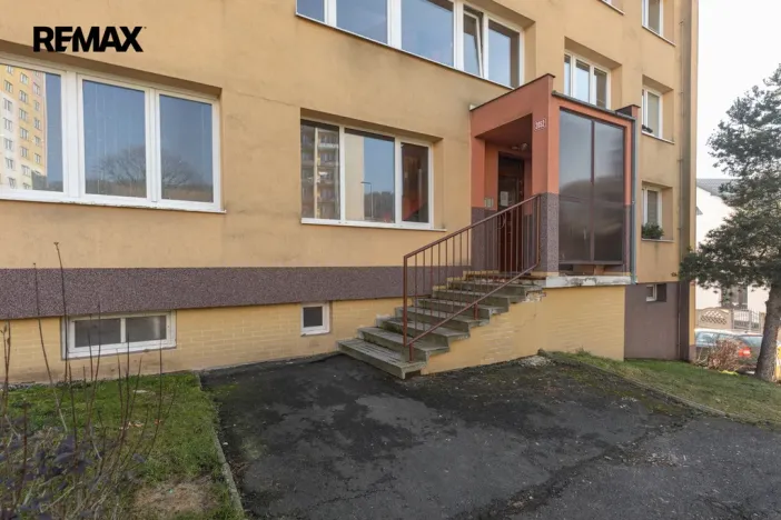 Pronájem bytu 2+kk, Litvínov - Horní Litvínov, Podkrušnohorská, 38 m2
