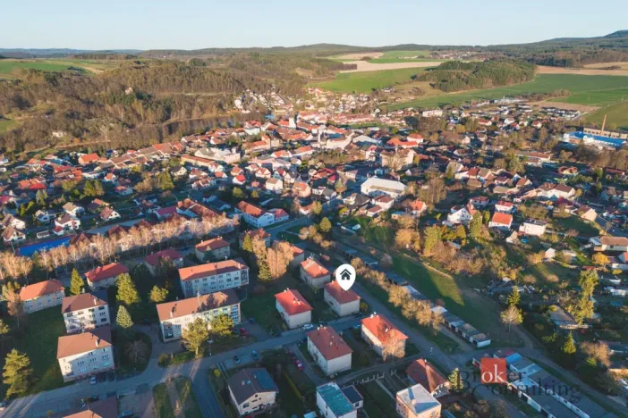 Prodej bytu 2+1, Radnice, Sídliště, 56 m2