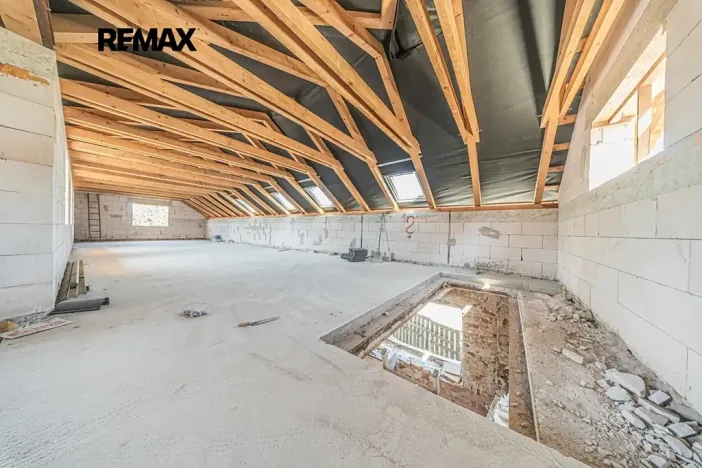 Prodej rodinného domu, Lužná, Havlíčkova, 215 m2