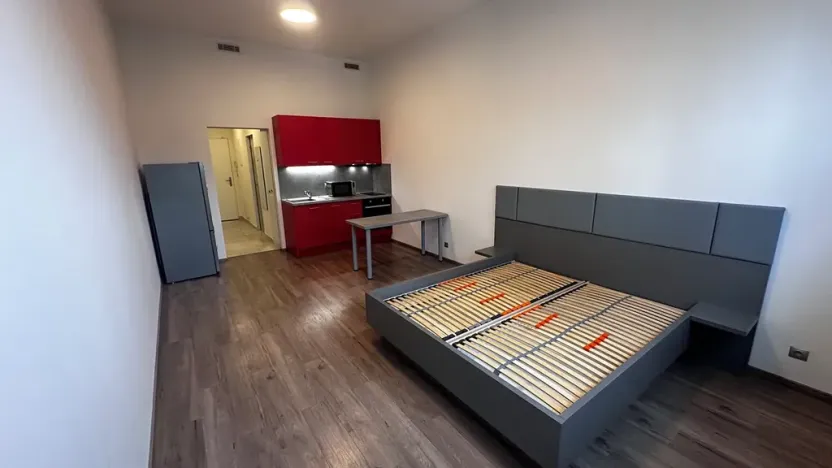 Pronájem bytu 1+kk, Praha - Libeň, Kurta Konráda, 39 m2