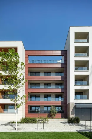 Pronájem garážového stání, Praha - Žižkov, Jana Želivského, 13 m2