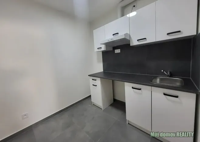 Pronájem pokoje, Praha - Břevnov, Na břevnovské pláni, 13 m2