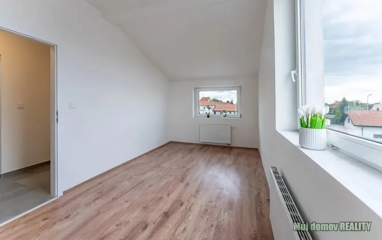 Pronájem bytu 2+1, Praha - Břevnov, Na břevnovské pláni, 30 m2