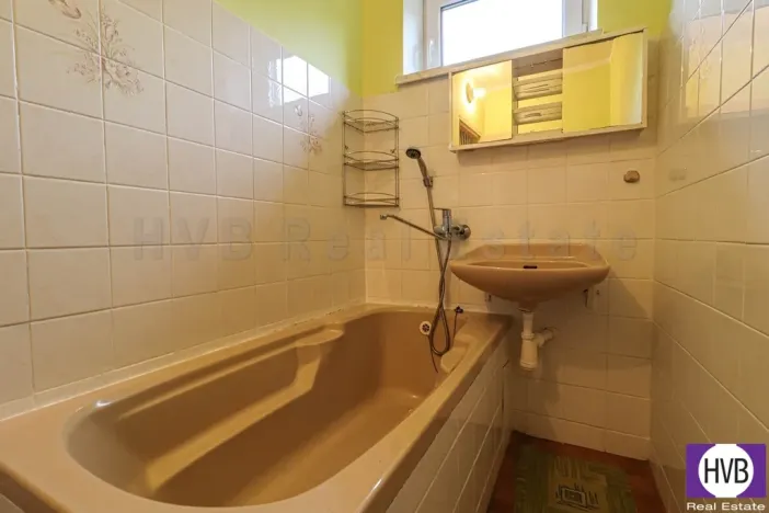 Prodej rodinného domu, Žabeň, 190 m2