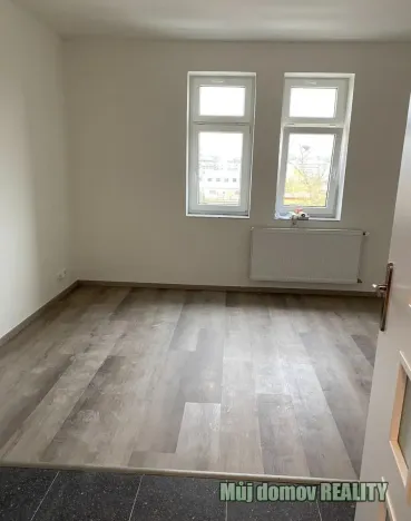 Pronájem bytu 1+kk, Praha - Vysočany, Freyova, 22 m2