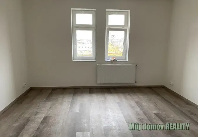 Pronájem bytu 1+kk, Praha - Vysočany, Freyova, 22 m2