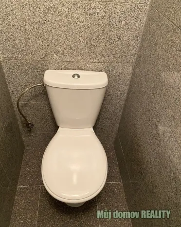 Pronájem bytu 1+kk, Praha - Vysočany, Freyova, 22 m2