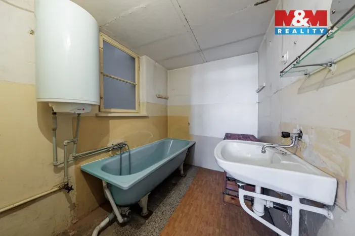 Prodej rodinného domu, Karlovy Vary - Drahovice, V. Huga, 214 m2