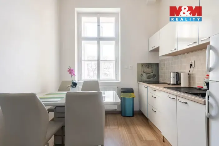 Pronájem bytu 2+kk, Praha - Nové Město, Dlážděná, 49 m2