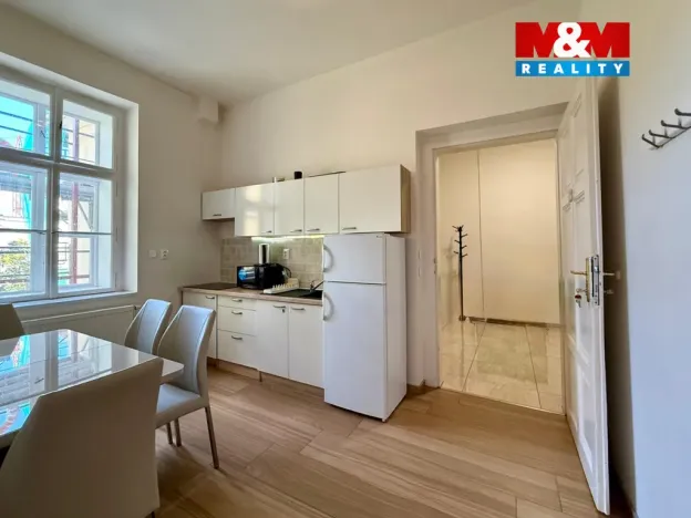 Pronájem bytu 2+kk, Praha - Nové Město, Dlážděná, 49 m2