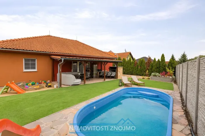 Prodej rodinného domu, Vrbovec, 170 m2