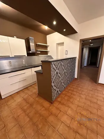 Prodej apartmánu, Praha - Nusle, Na Jezerce, 74 m2