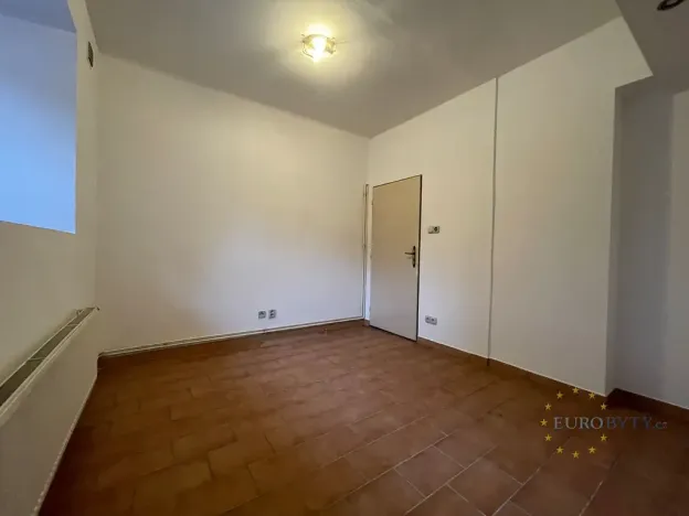 Prodej obchodního prostoru, Praha - Nusle, Na Jezerce, 74 m2