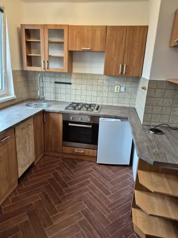 Pronájem bytu 3+1, Rataje nad Sázavou, Hlavní, 80 m2