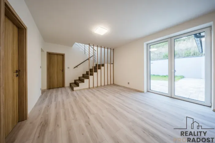 Prodej rodinného domu, Čejkovice, V Sadech, 180 m2