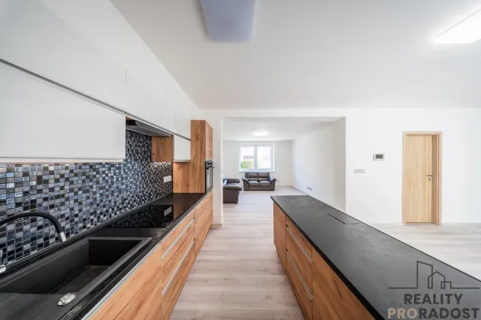 Prodej rodinného domu, Čejkovice, V Sadech, 180 m2