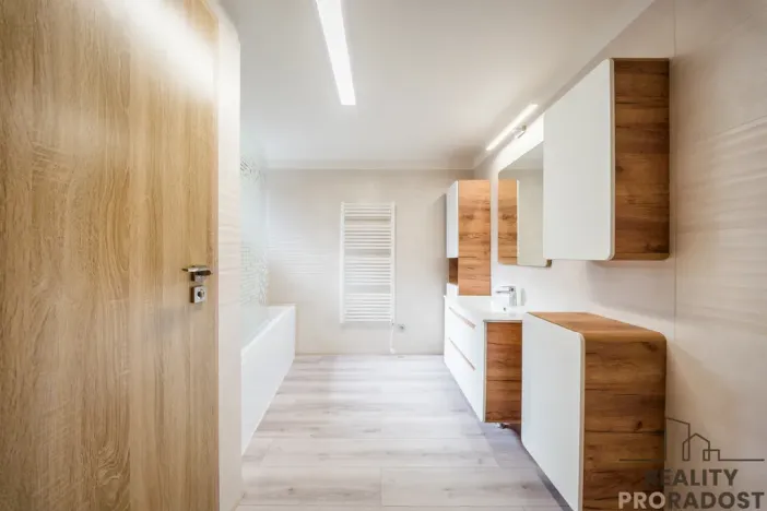 Prodej rodinného domu, Čejkovice, V Sadech, 180 m2