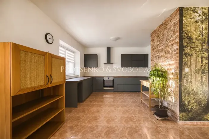 Prodej činžovního domu, Přerov nad Labem, 283 m2