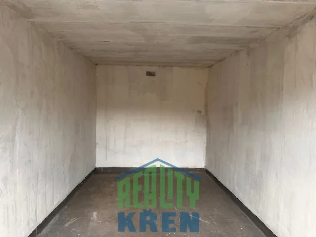 Pronájem garáže, Praha - Michle, Novobohdalecká, 17 m2