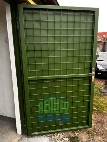 Pronájem garáže, Praha - Michle, Novobohdalecká, 17 m2