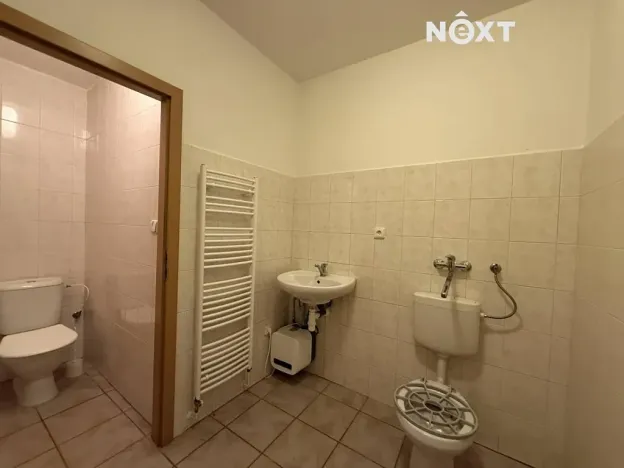 Pronájem obchodního prostoru, Jilemnice, Husova, 80 m2