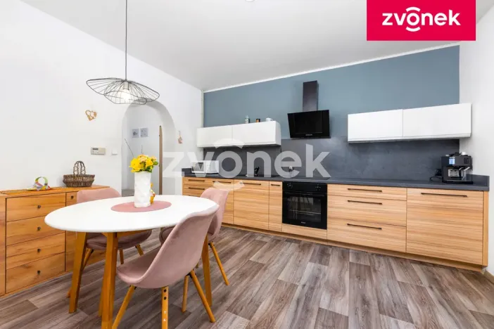 Prodej rodinného domu, Vizovice, 300 m2