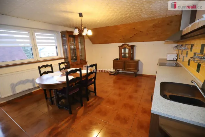 Prodej činžovního domu, Habartov, Vítězná, 330 m2