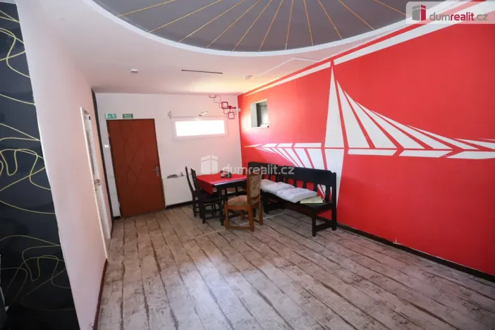Prodej ubytování, Habartov, Vítězná, 330 m2