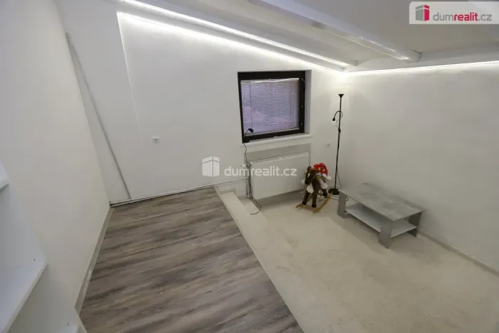 Prodej ubytování, Habartov, Vítězná, 330 m2
