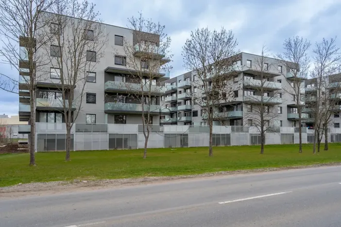 Pronájem bytu 2+kk, Praha - Prosek, Čakovická, 43 m2