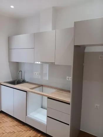 Prodej bytu 1+kk, Athény, Řecko, Δράκοντος, 30 m2