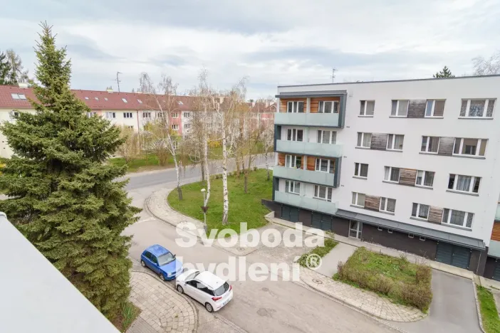 Pronájem bytu 3+kk, Praha - Ruzyně, Stochovská, 62 m2